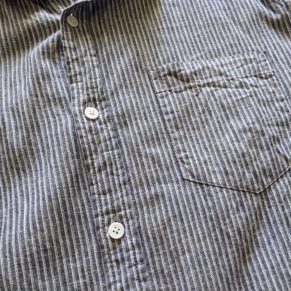 Line of trade button up - Picture 3 of 3